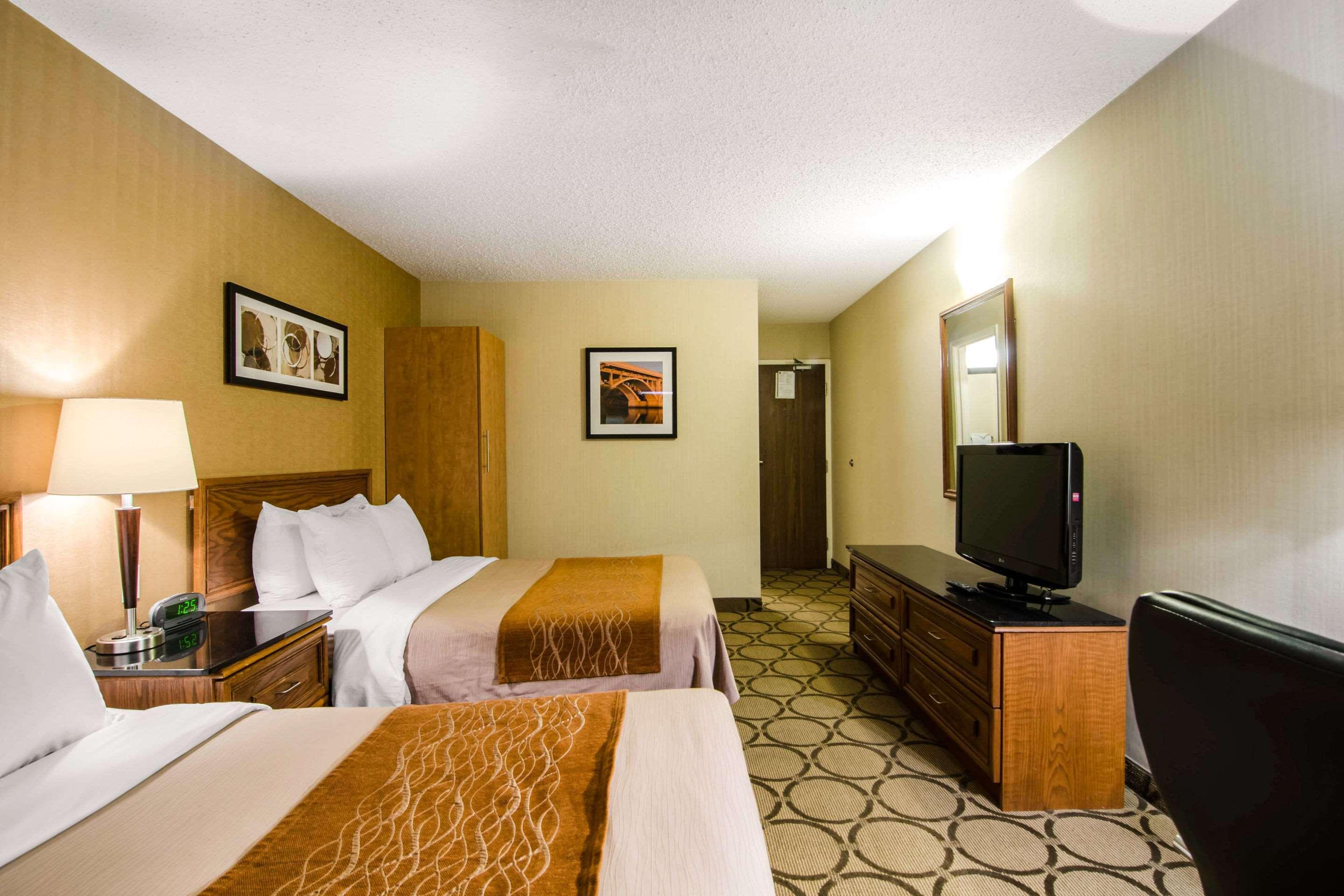 Comfort Inn East Σάντμπερι Εξωτερικό φωτογραφία