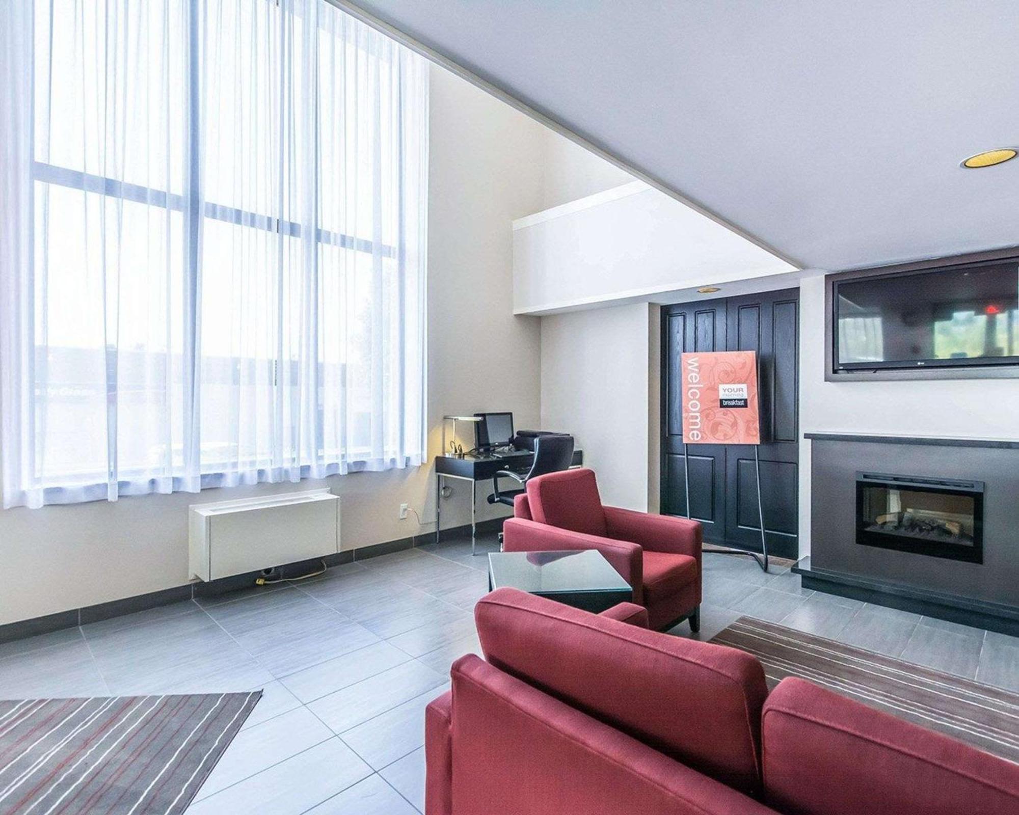 Comfort Inn East Σάντμπερι Εξωτερικό φωτογραφία